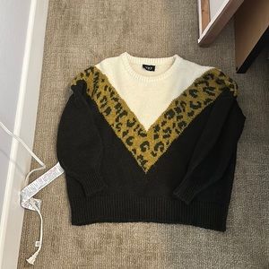Vici sweater animal print size S